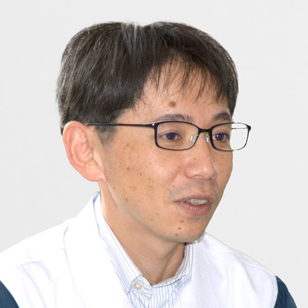 コスト担当である名取の写真